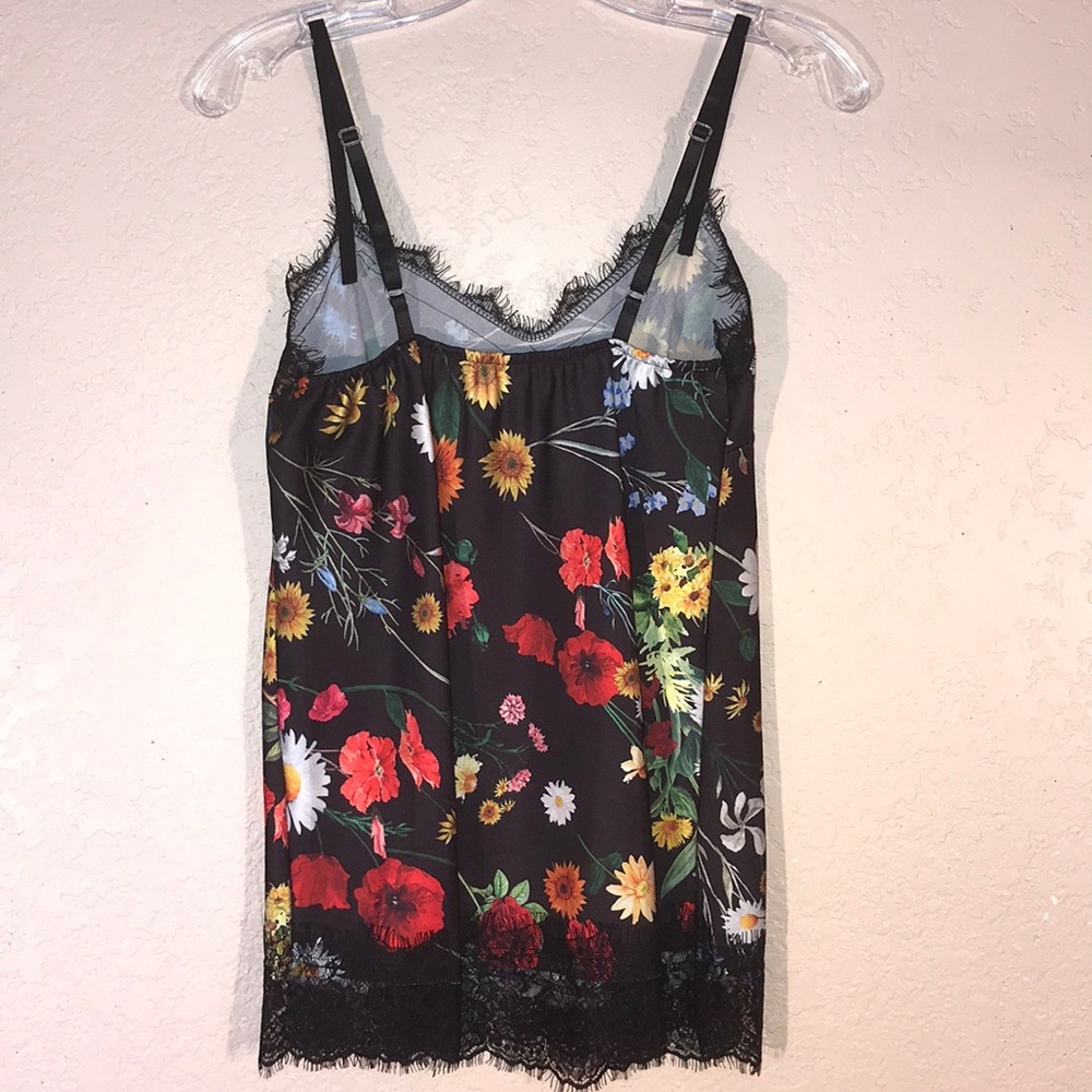 NWOT Summer 2019 Floral Print & Lace Camisole - Picture 3 of 3